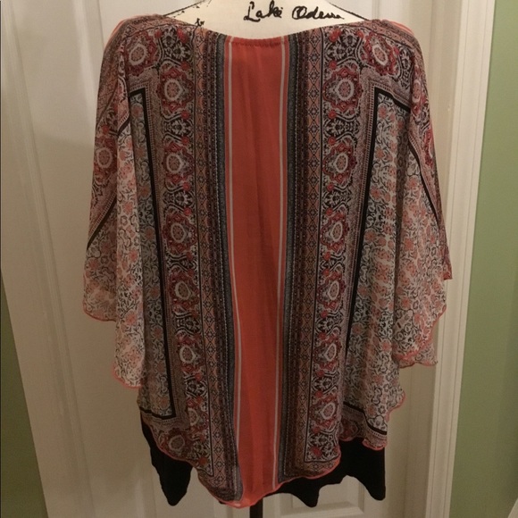 AB Studios black and pink top in 3X - Picture 3 of 3